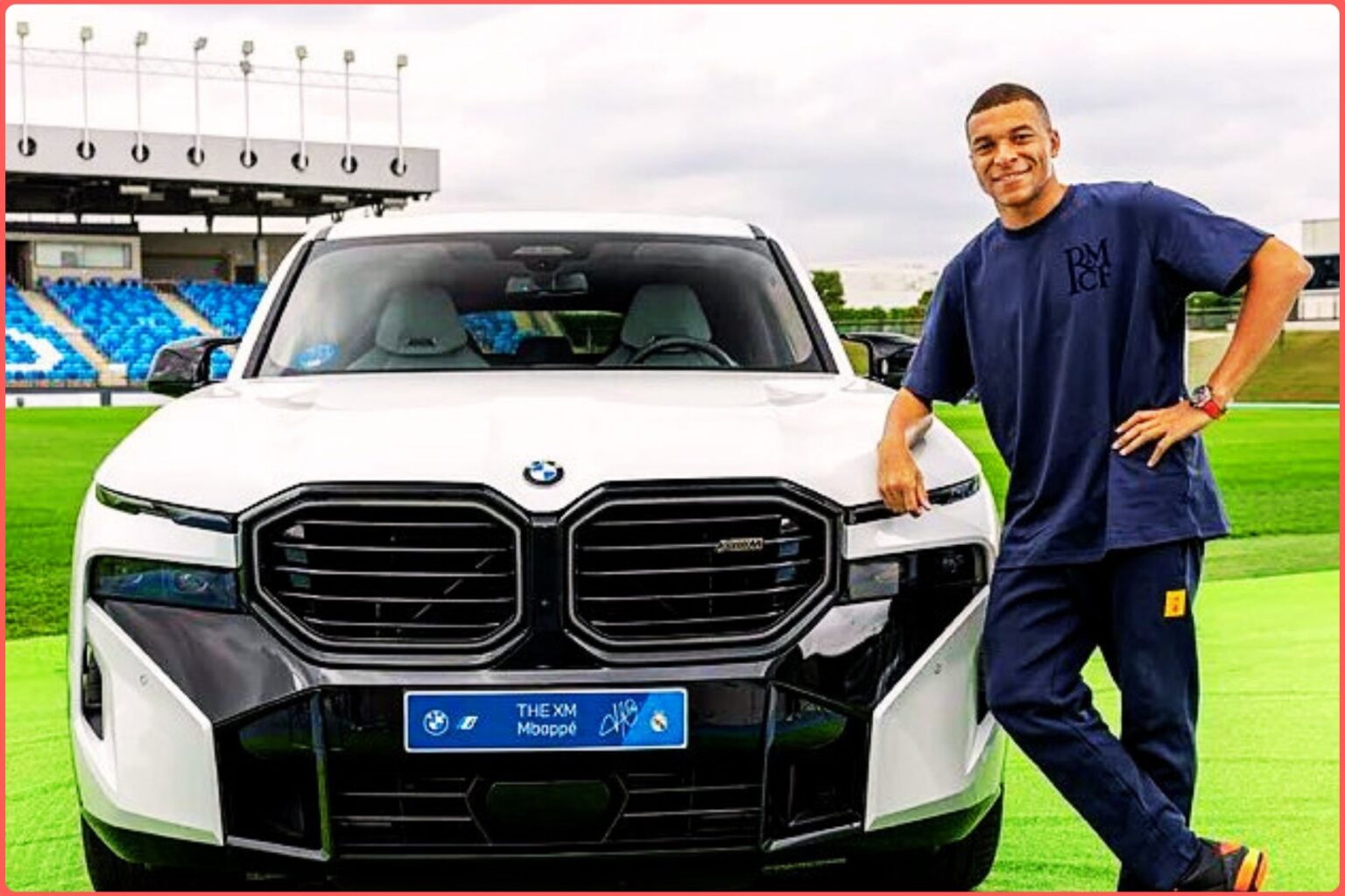 Mbappé was given a BMW i7 by the club